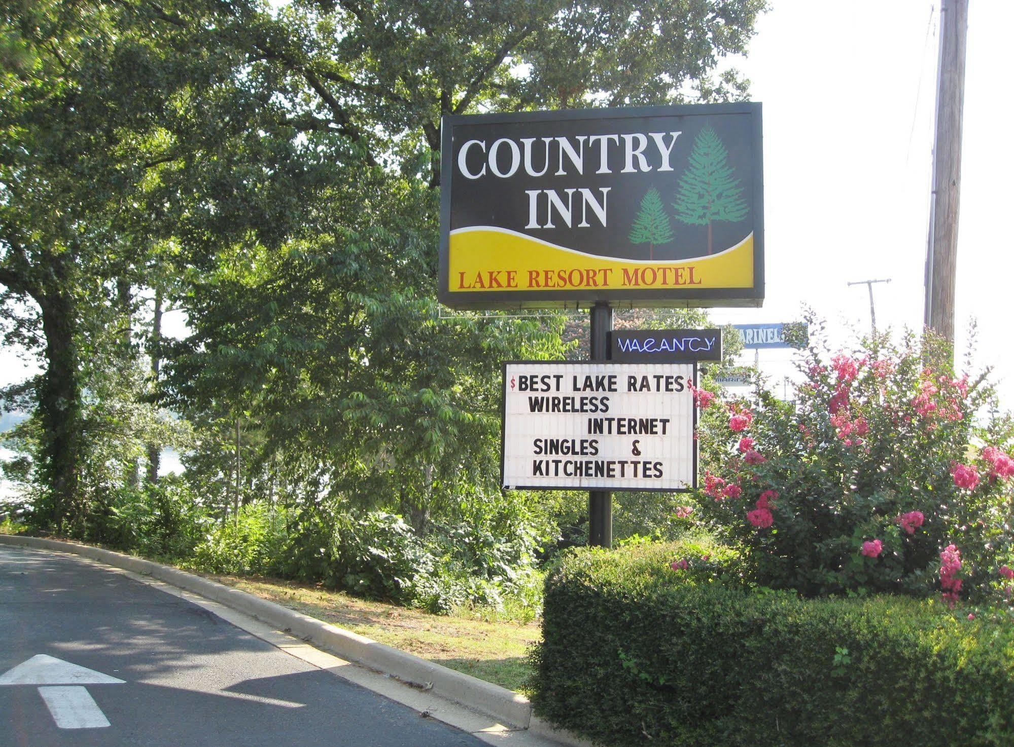 Country Inn Lake Resort Hot Springs Exterior photo